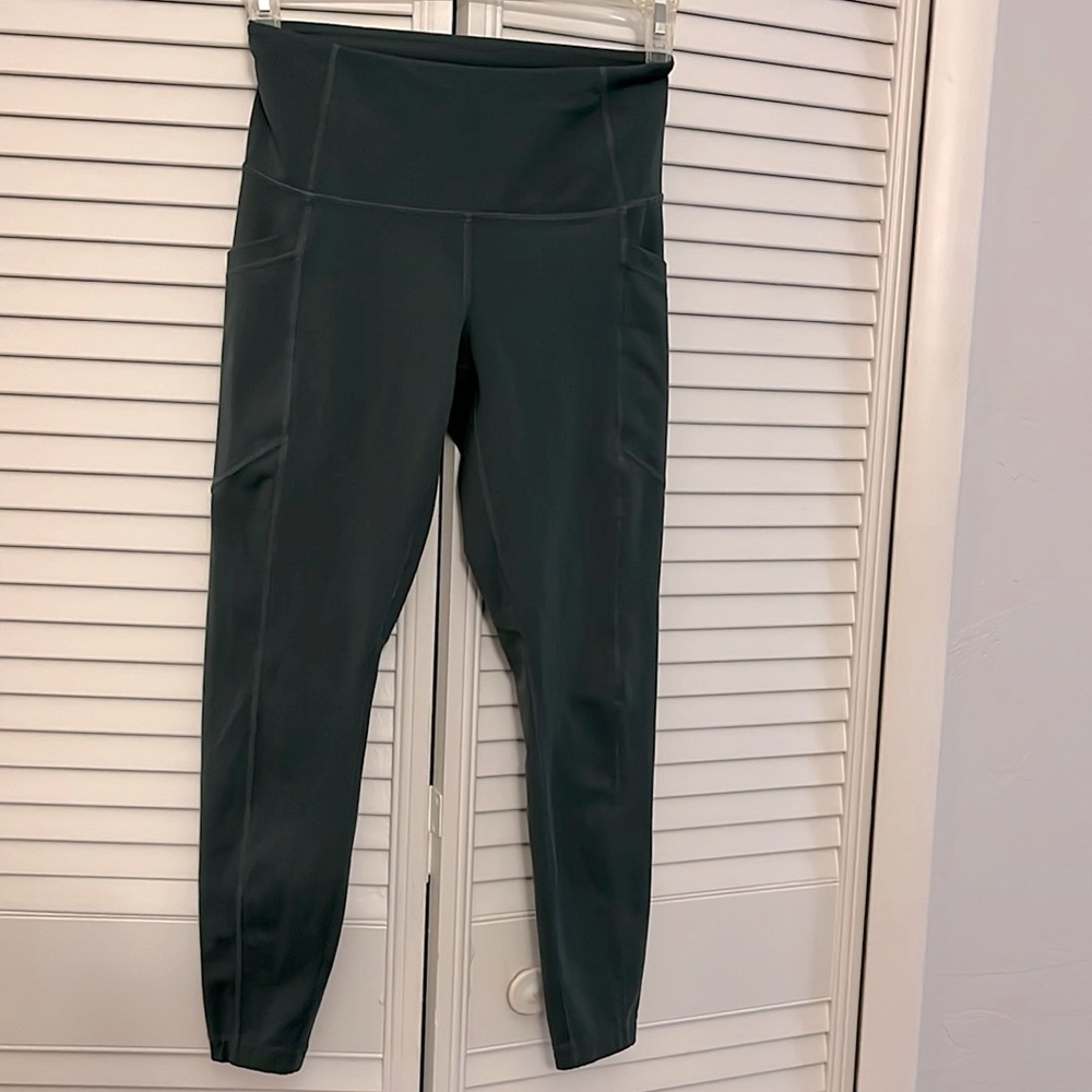 90 Degrees Olive leggings  size S